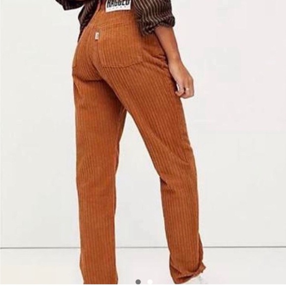 The Ragged Priest Jumbo Cord Mom Jeans / 26 - Picture 1 of 15